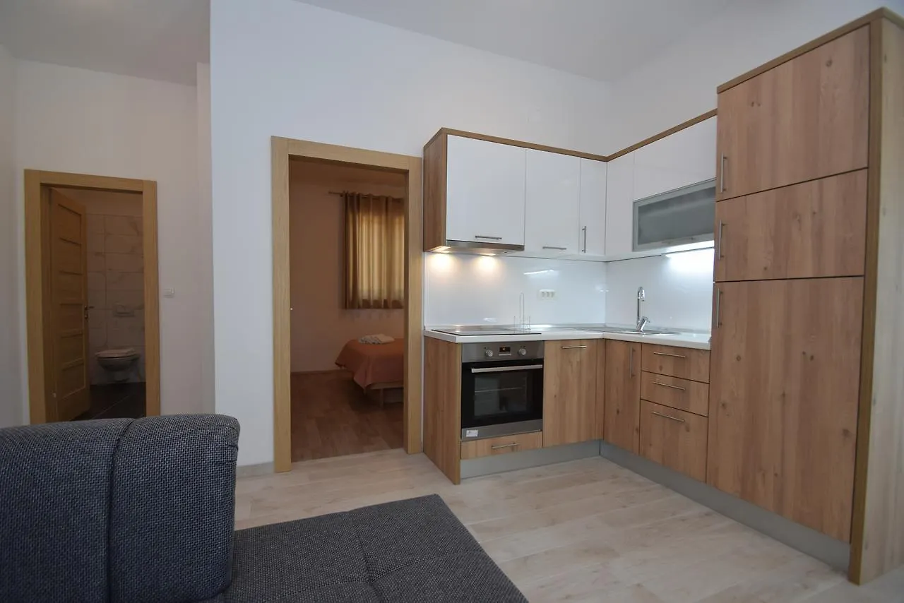 Apartment Anica Kuk Stari Grad