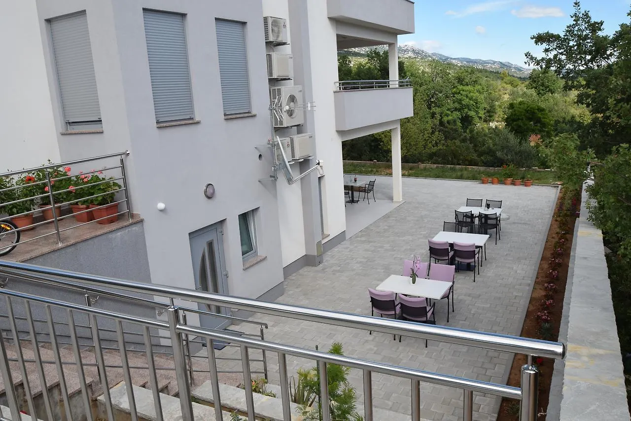 Apartment Anica Kuk Stari Grad   Starigrad Paklenica