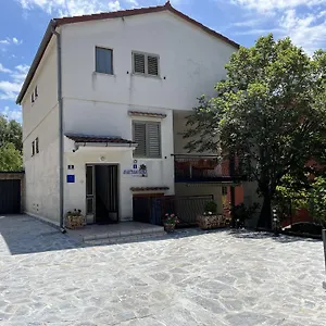 Palma Starigrad Paklenica